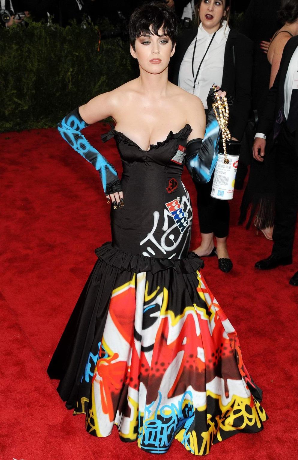 16P Katy Perry showing huge cleavage at the Costume Institute Benefit Gala at the Me