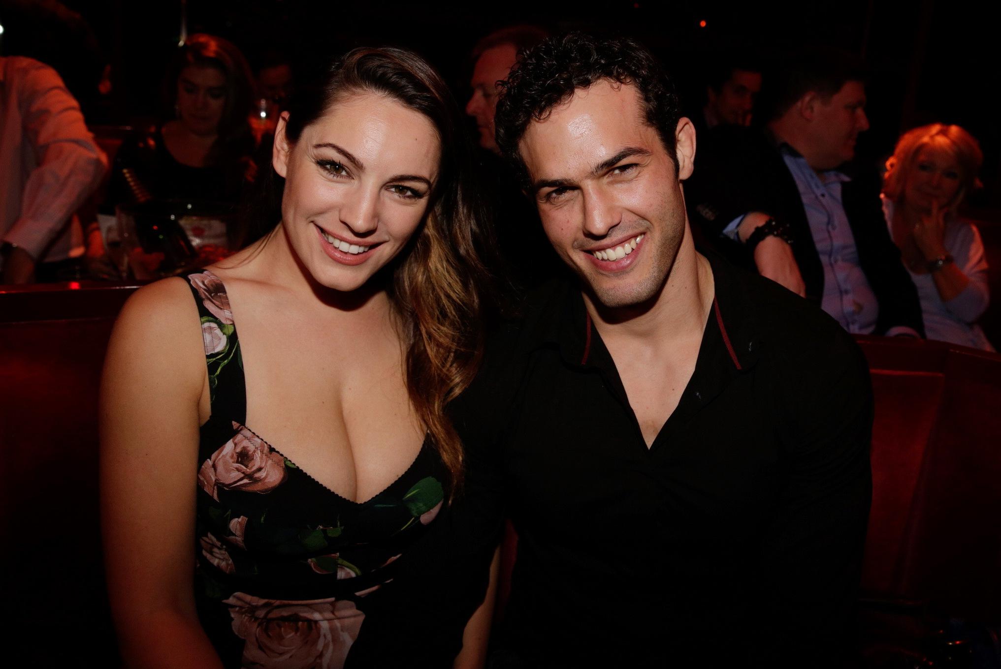 16P Kelly Brook showing huge cleavage at the Crazy Horse in Paris
