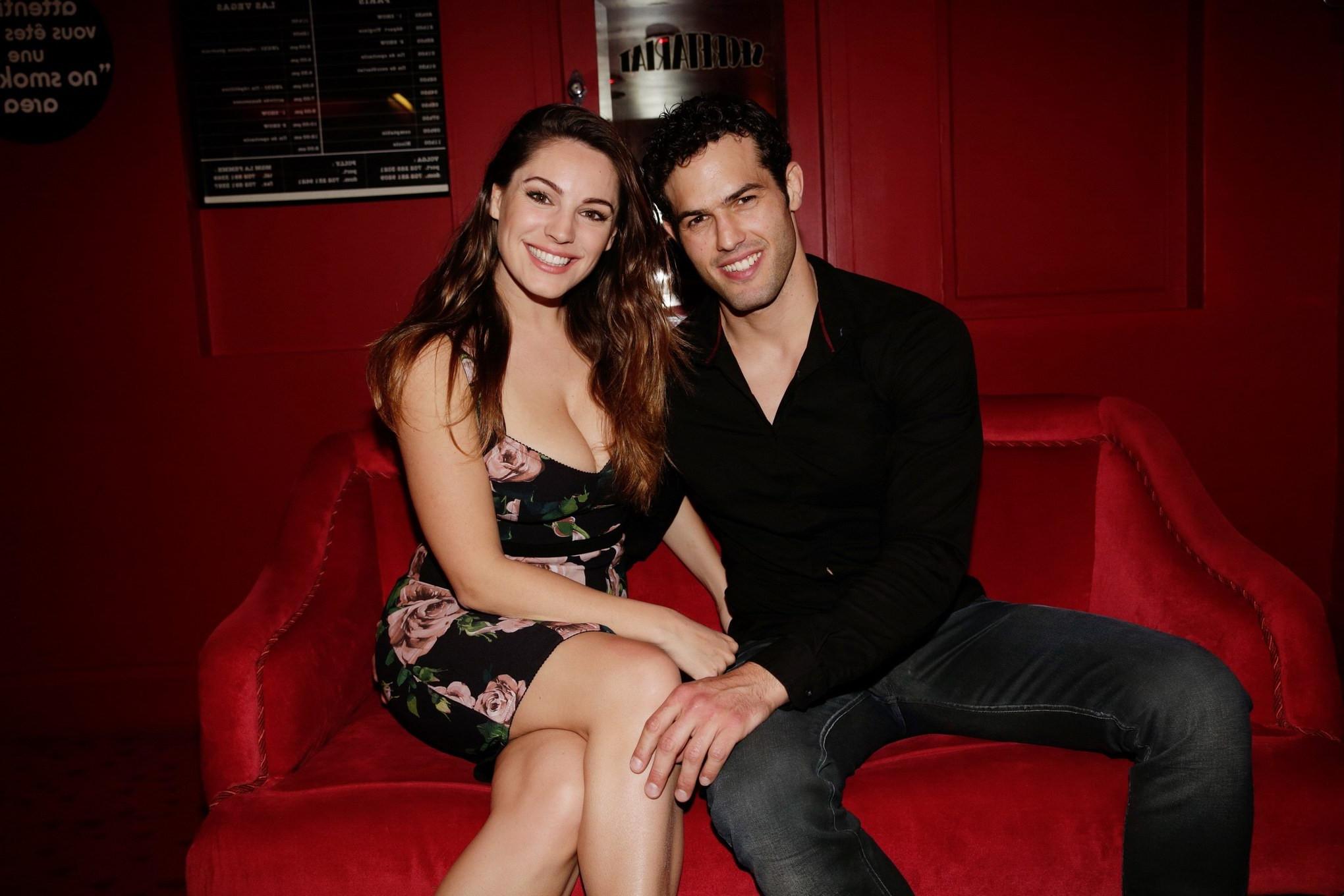16P Kelly Brook showing huge cleavage at the Crazy Horse in Paris