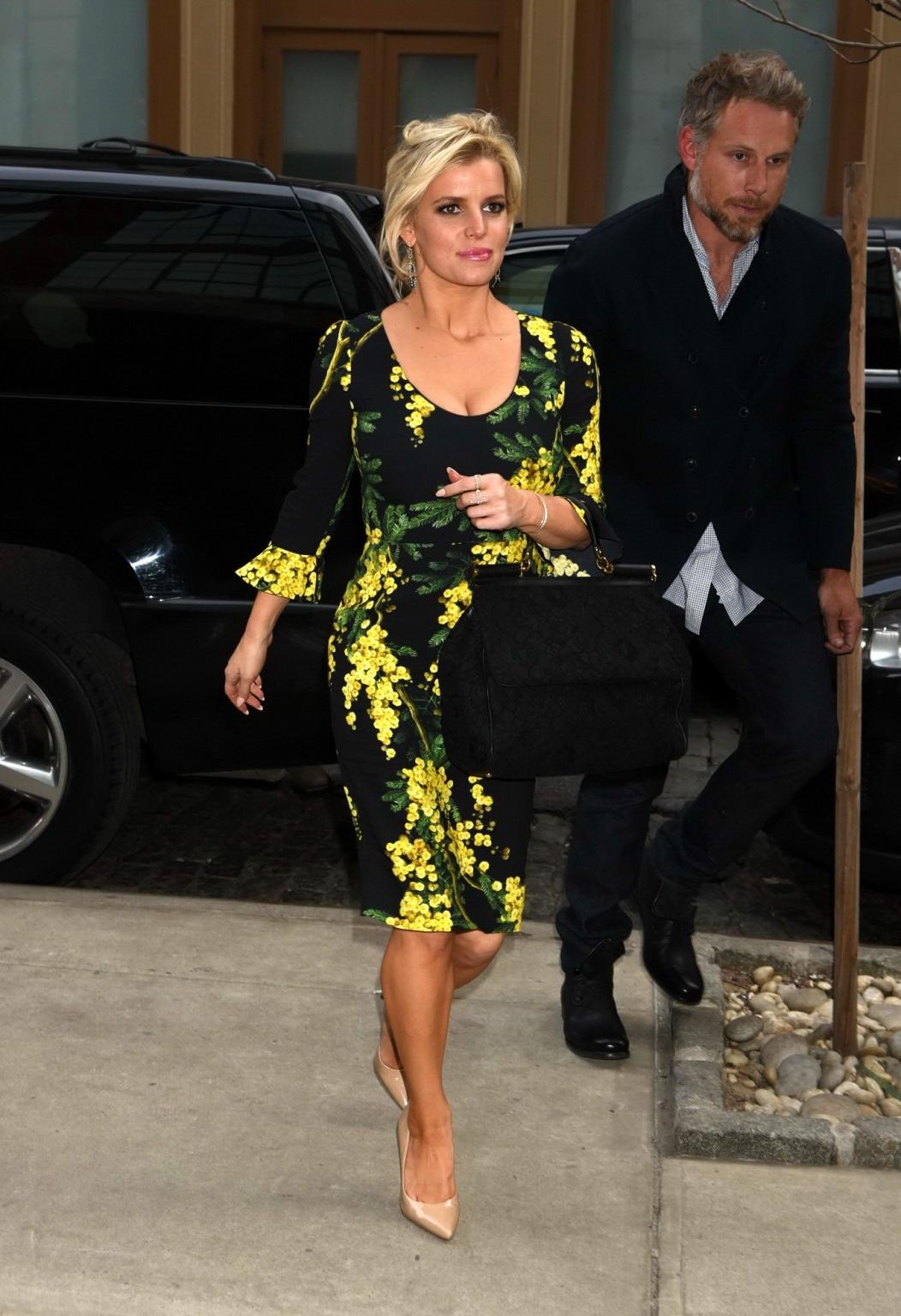 16P Jessica Simpson showing cleavage out in New York City