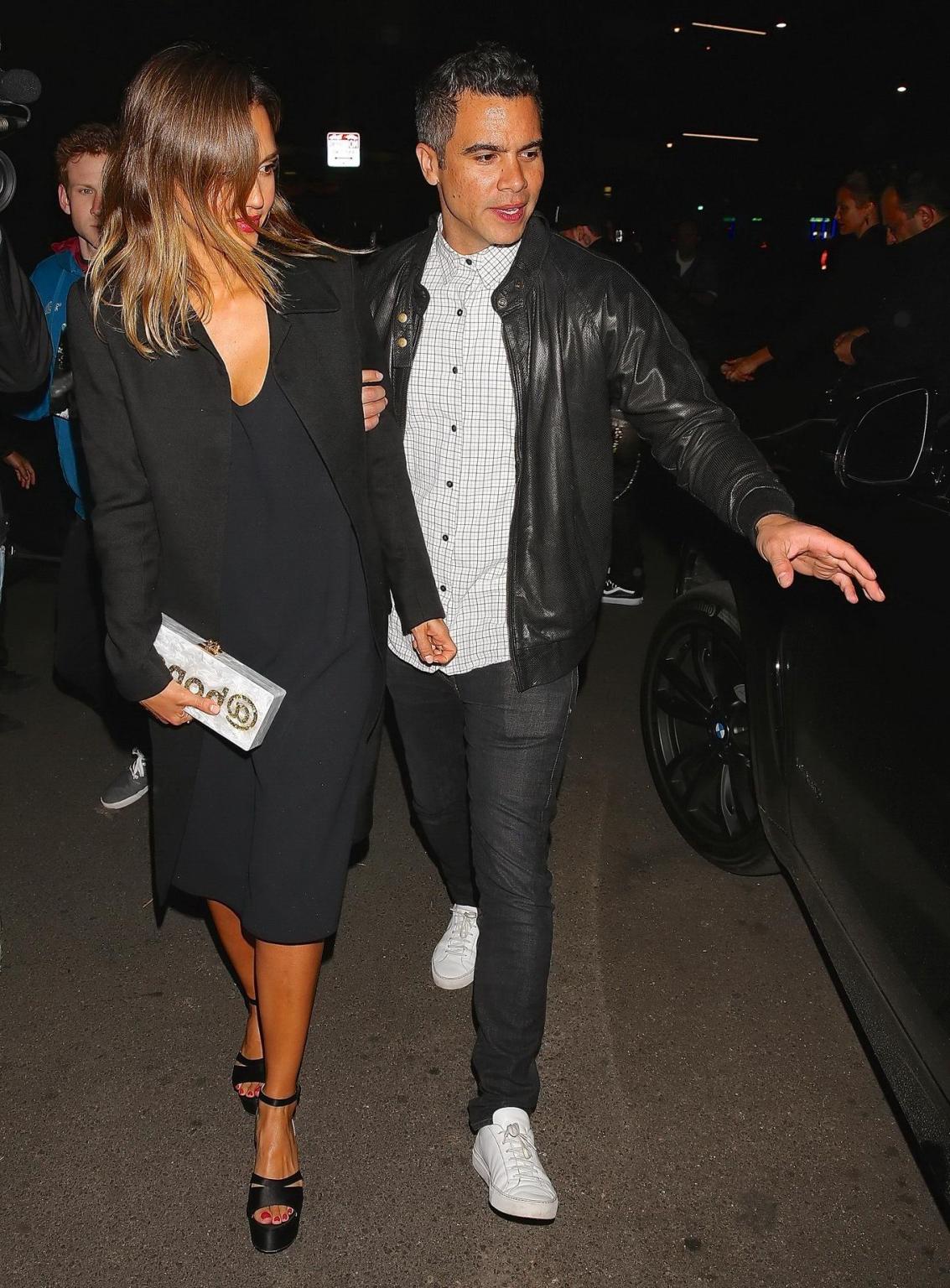 16P Jessica Alba shows cleavage leaving a club in Los Angeles
