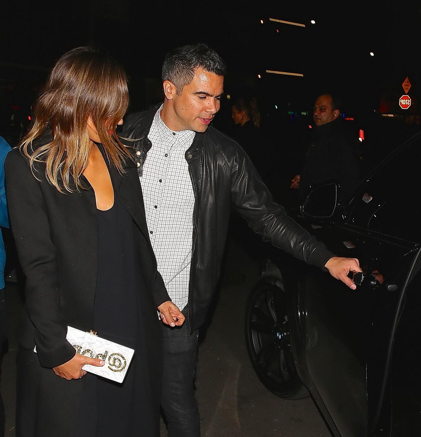 16P Jessica Alba shows cleavage leaving a club in Los Angeles
