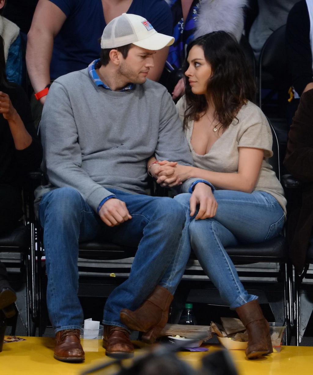 16P Mila Kunis busty showing huge cleavage at the LA Lakers game