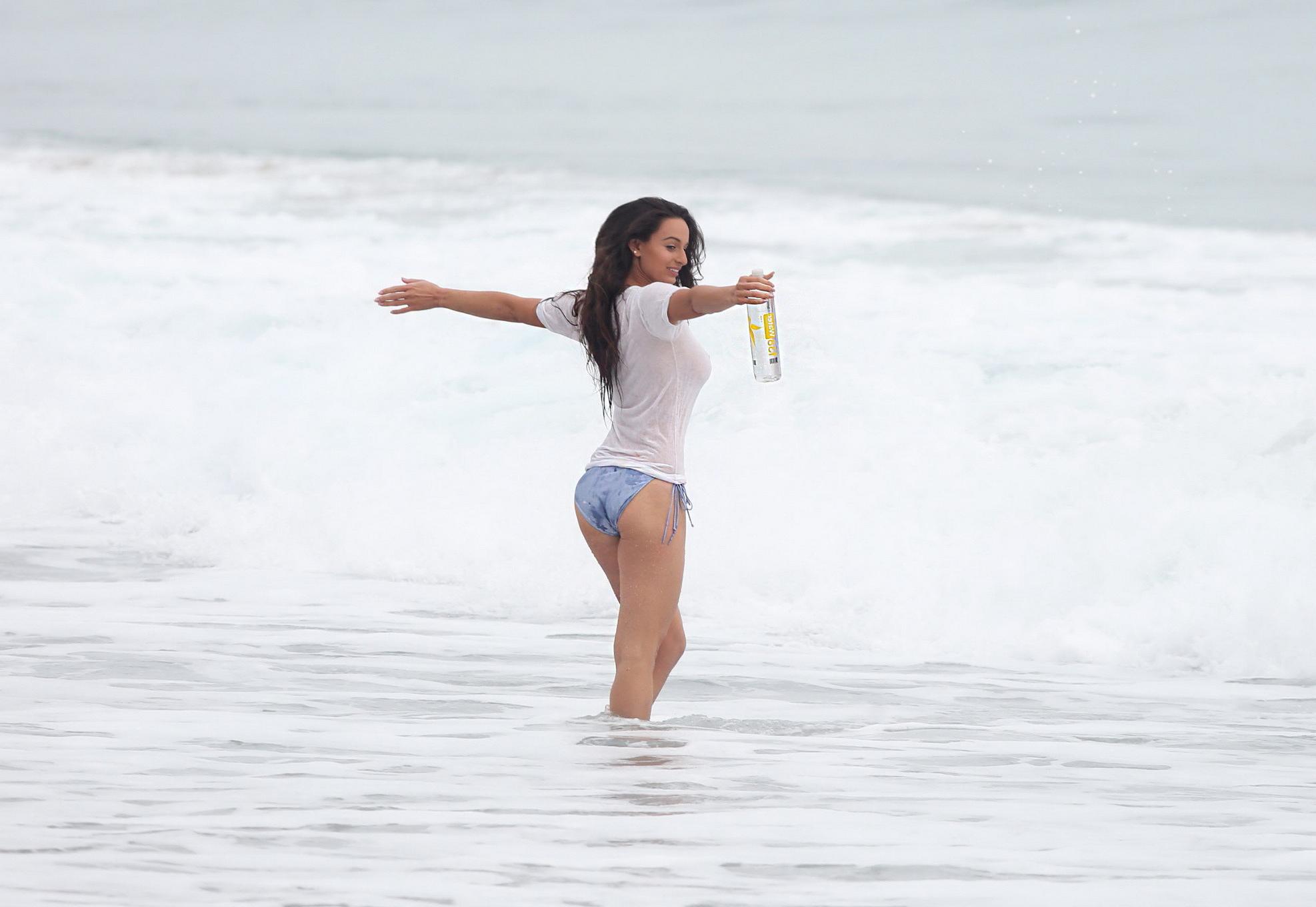16P Kayla Swift showing off her huge boobs in wet top and bikini bottom at the beach