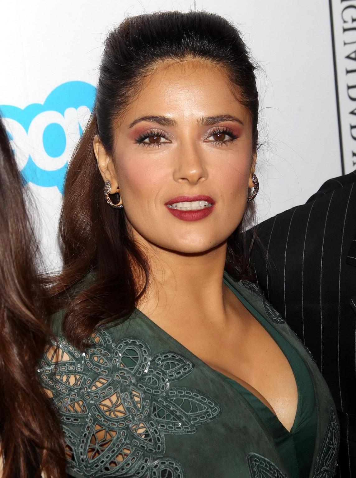 16P Salma Hayek showing huge cleavage at Equality Nows Make Equality Reality event i
