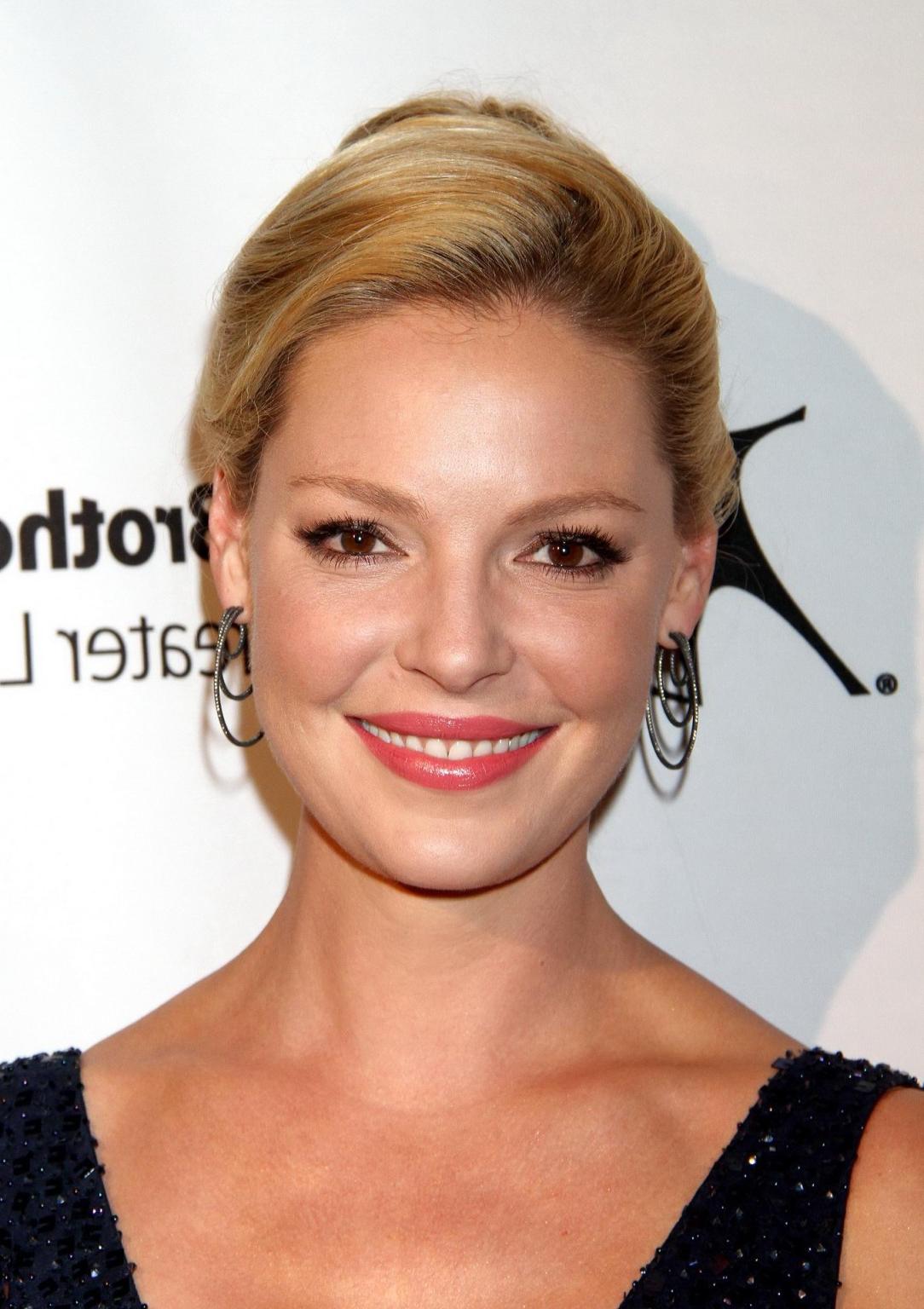 16P Katherine Heigl showing cleavage at Big Brother Big Sister Big Bash in Beverly H
