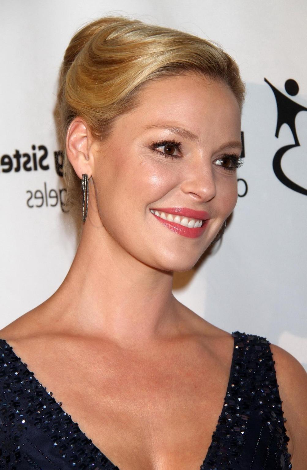 16P Katherine Heigl showing cleavage at Big Brother Big Sister Big Bash in Beverly H