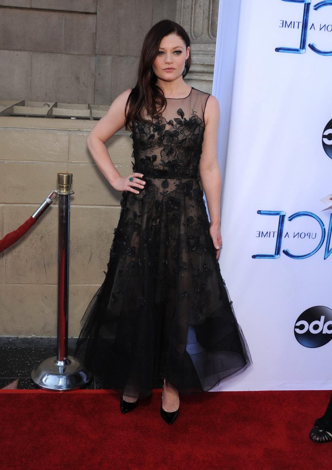 16P Emilie de Ravin wearing a black lace dress at Once Upon a Time season 4 screenin