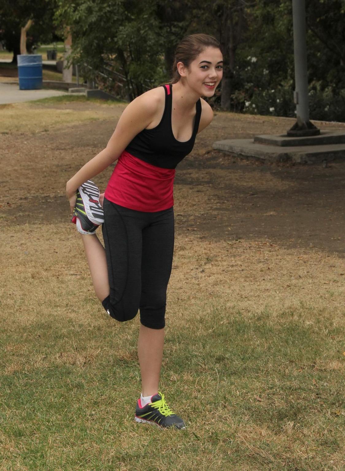 16P McKaley Miller showing big cleavage while workout in LA