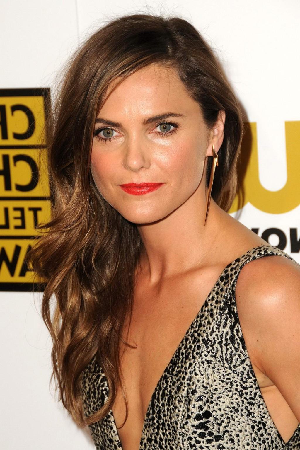 16P Keri Russell wearing a deep cleavage maxi dress at the 4th Annual Critics Choice