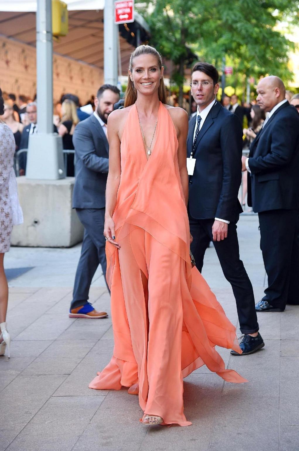 16P Heidi Klum braless showing cleavage and sideboob at the 2014 CFDA Fashion Awards