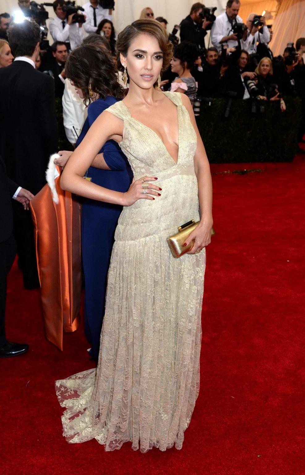 16P Jessica Alba showing cleavage at the 2014 Met Gala in NYC