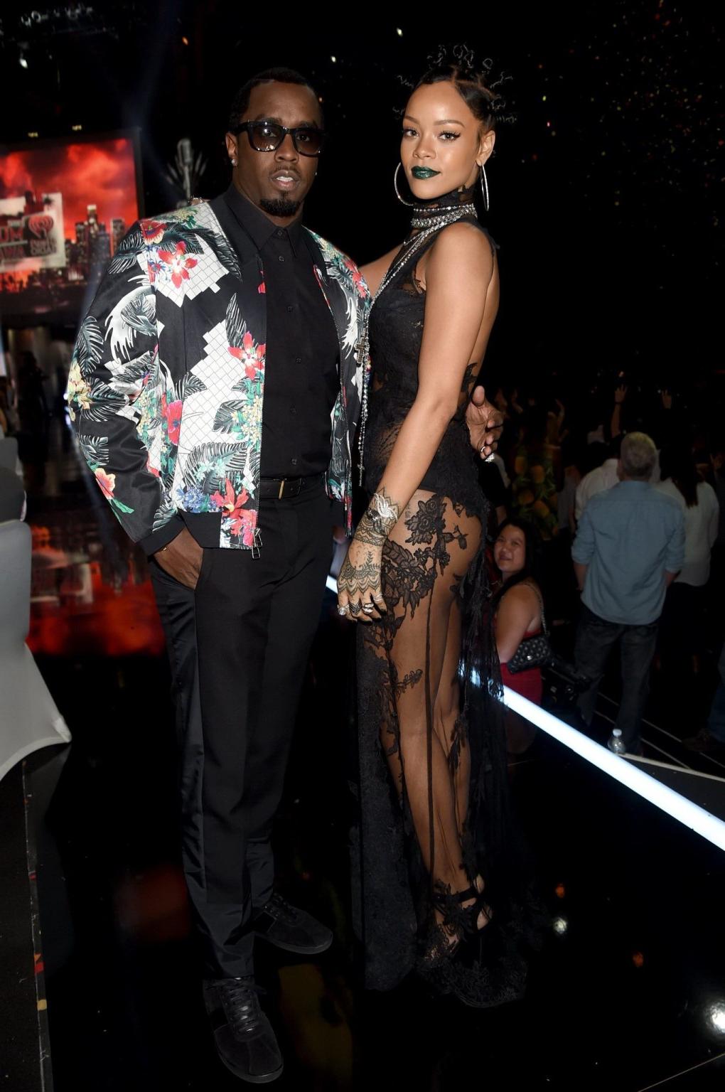 15P Rihanna wearing black panties and lace dress at the 2014 iHeartRadio Music Award