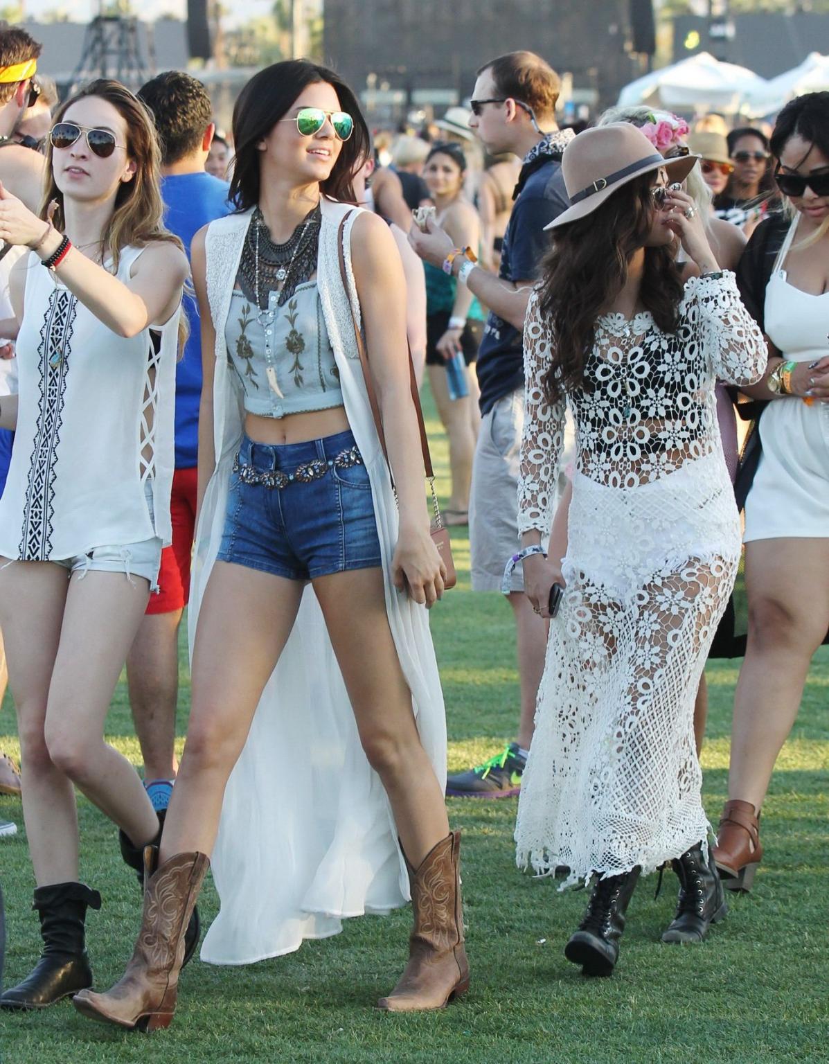 16P Selena Gomez seethru to underwear with leggy Jenner sisters