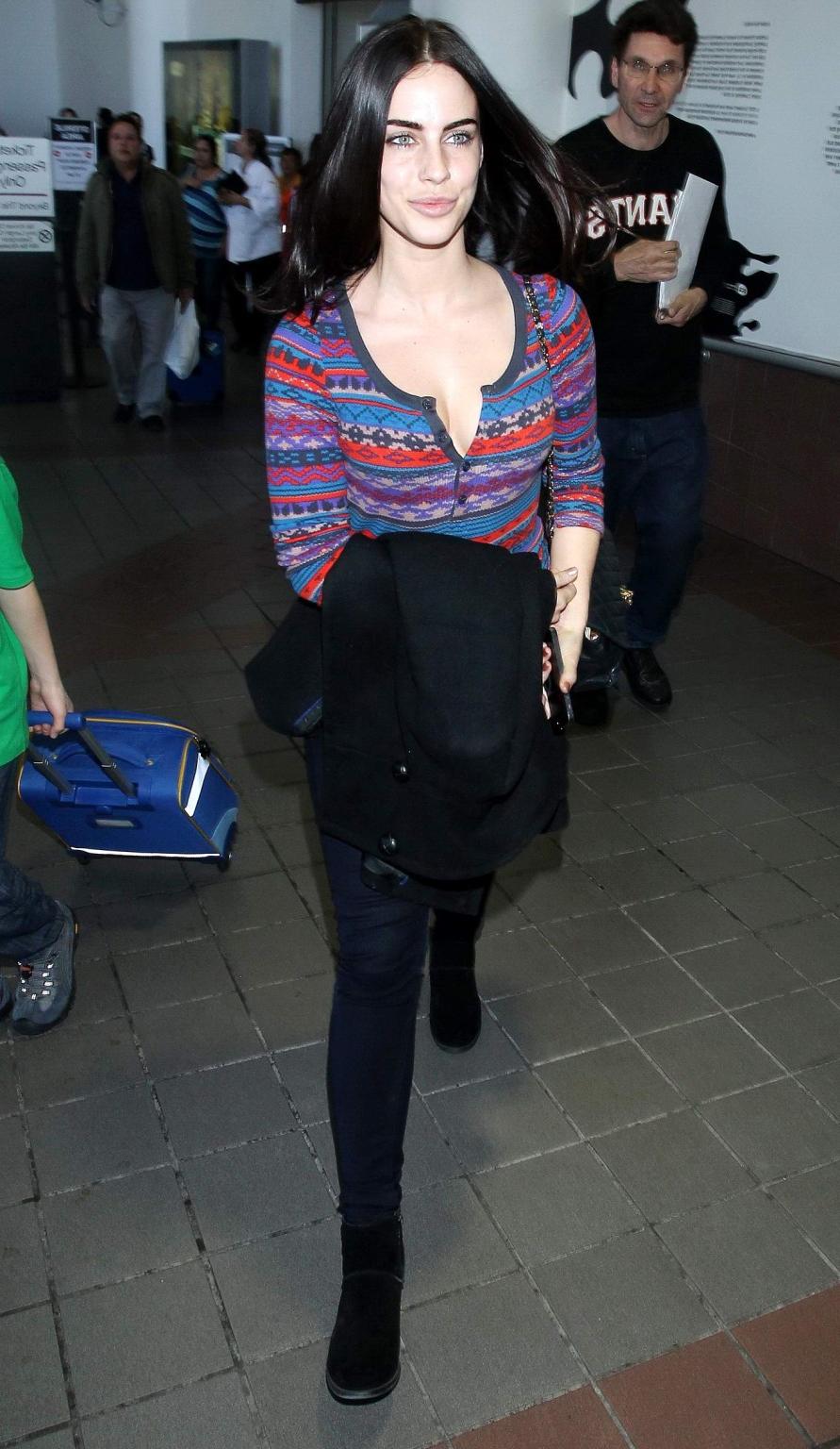 16P Jessica Lowndes showing cleavage and booty at LAX Airport