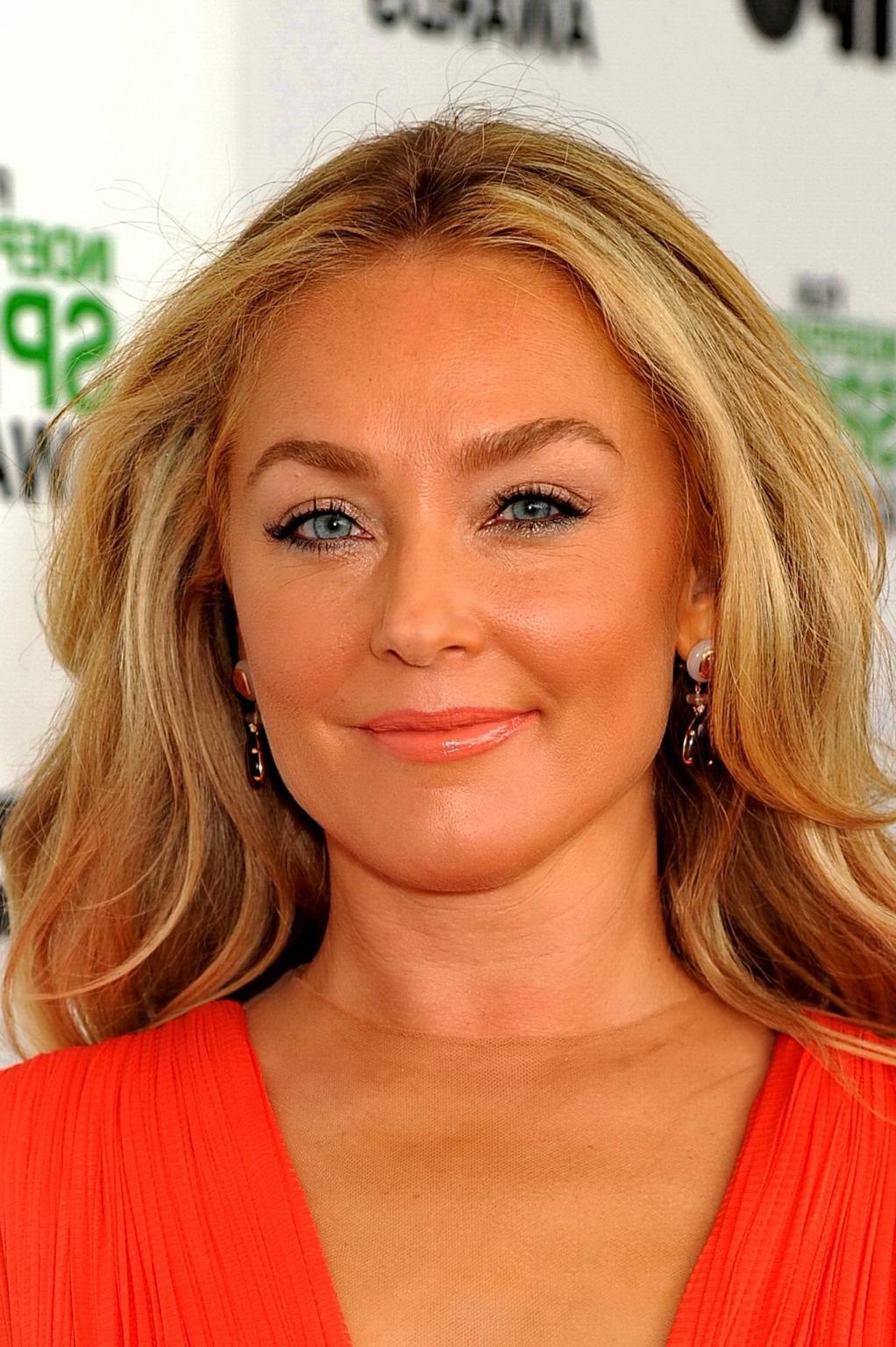 16P Elisabeth Rohm braless showing side boob and cleavage at the 2014 Film Independe