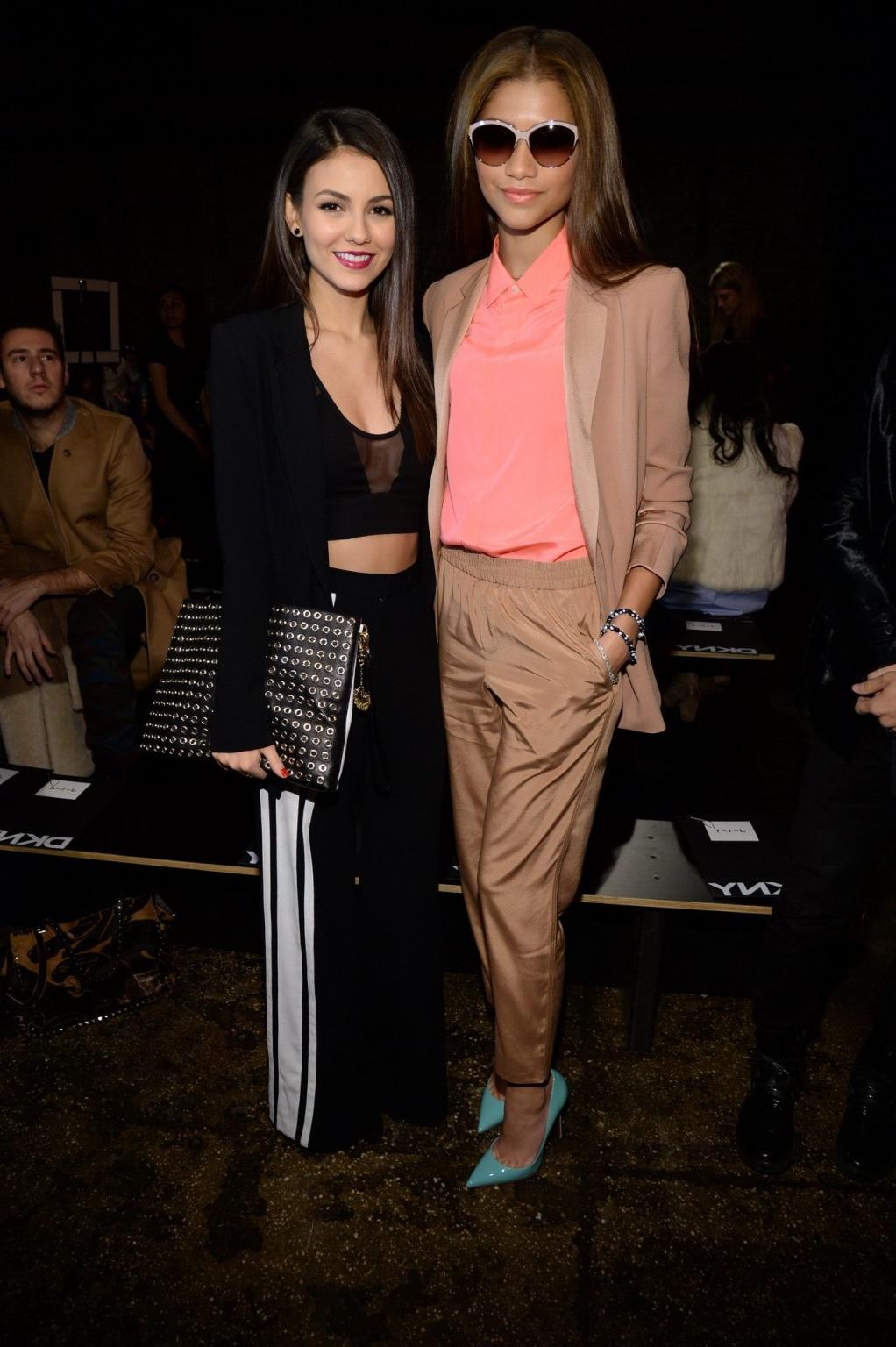 16P Victoria Justice braless showing cleavage at the DKNY Fashion Show in NYC