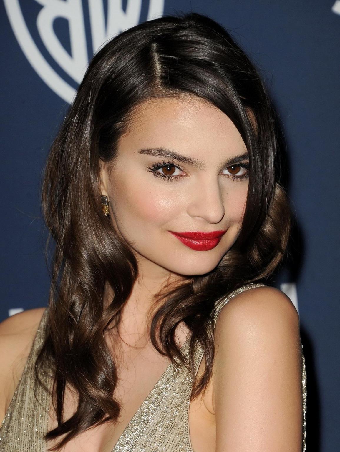 16P Emily Ratajkowski showing huge cleavage at the InStyle  Warner Bros. Golden Glob