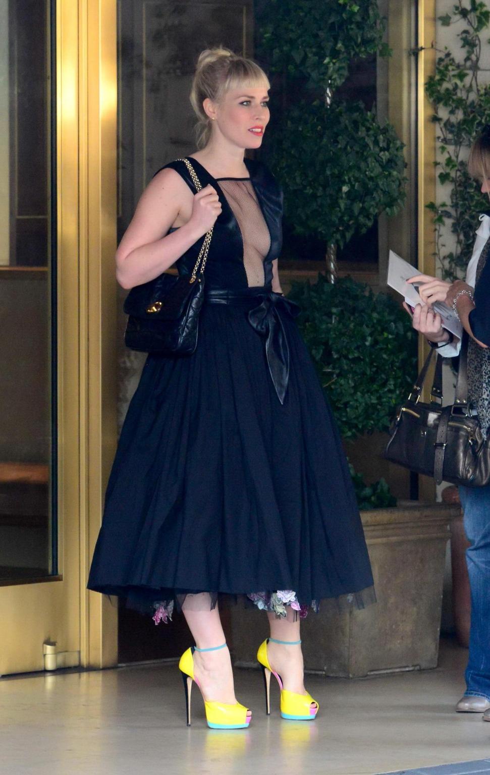 16P Natasha Bedingfield braless showing huge cleavage at the Christian Dior lunch in