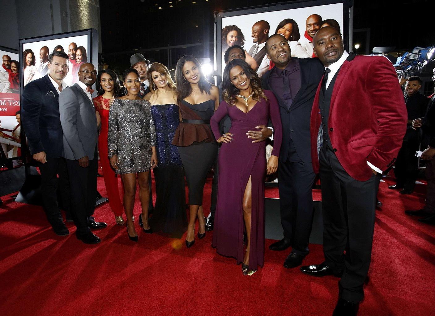 16P Nia Long showing huge cleavage at 'The Best Man Holiday' premiere in LA