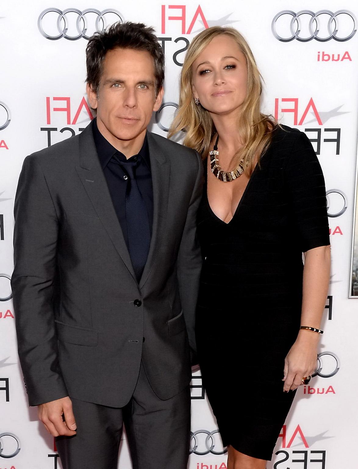 16P Christine Taylor showing huge cleavage at 'The Secret Life of Walter Mitty' scre