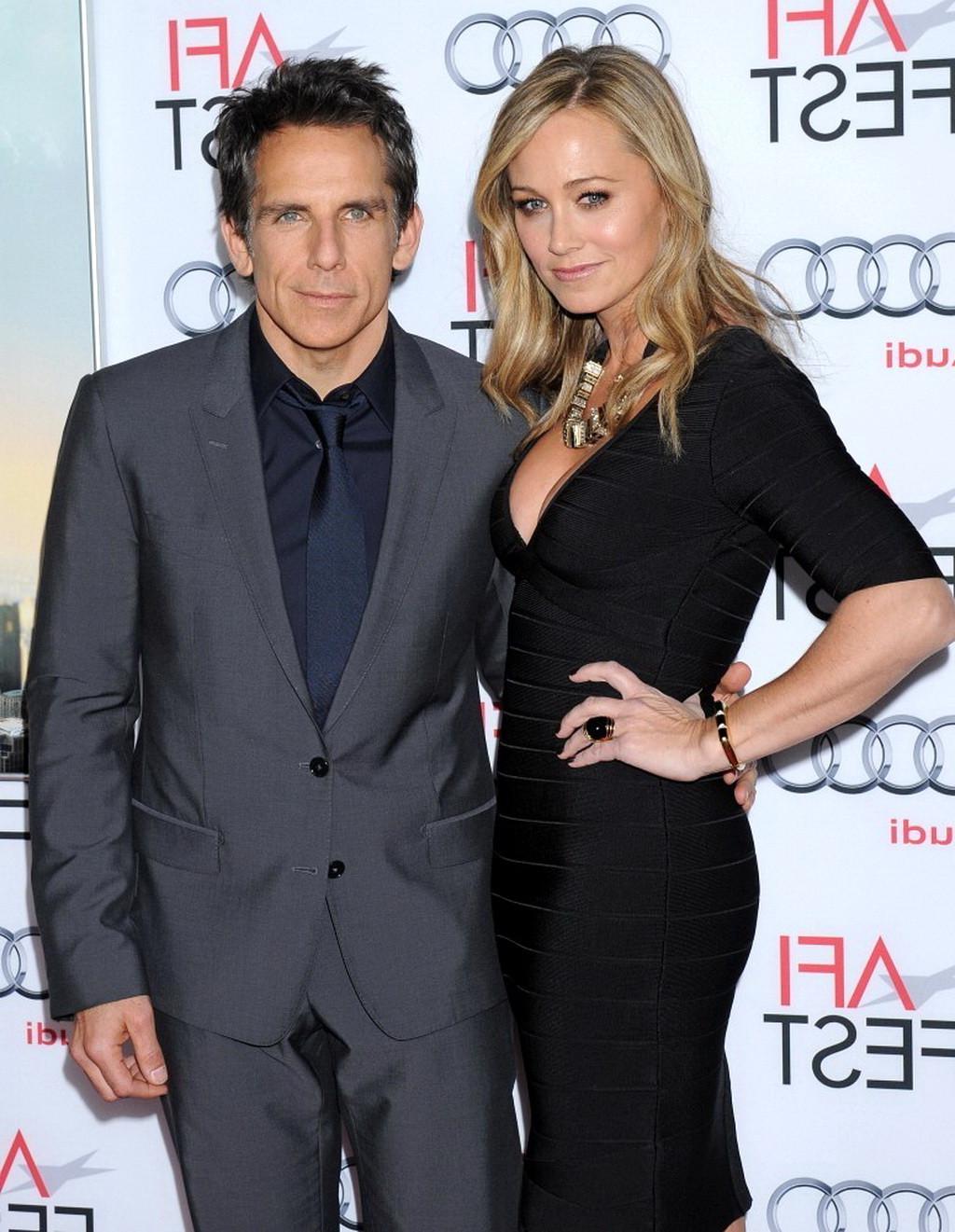 16P Christine Taylor showing huge cleavage at 'The Secret Life of Walter Mitty' scre