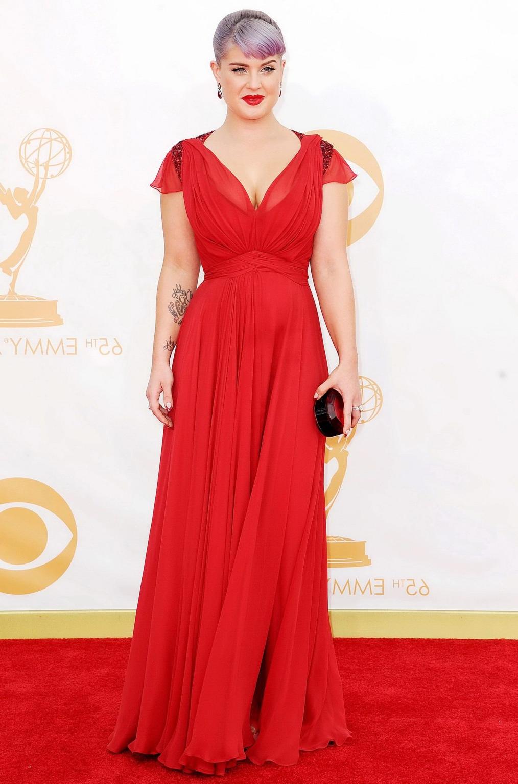 16P Chubby Kelly Osbourne showing huge cleavage at the 65th annual Primetime Emmy Aw