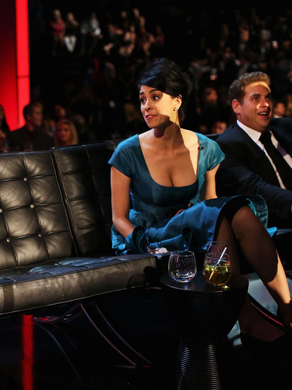 16P Sarah Silverman showing huge cleavage at the Comedy Central's 'Roast of James Fr
