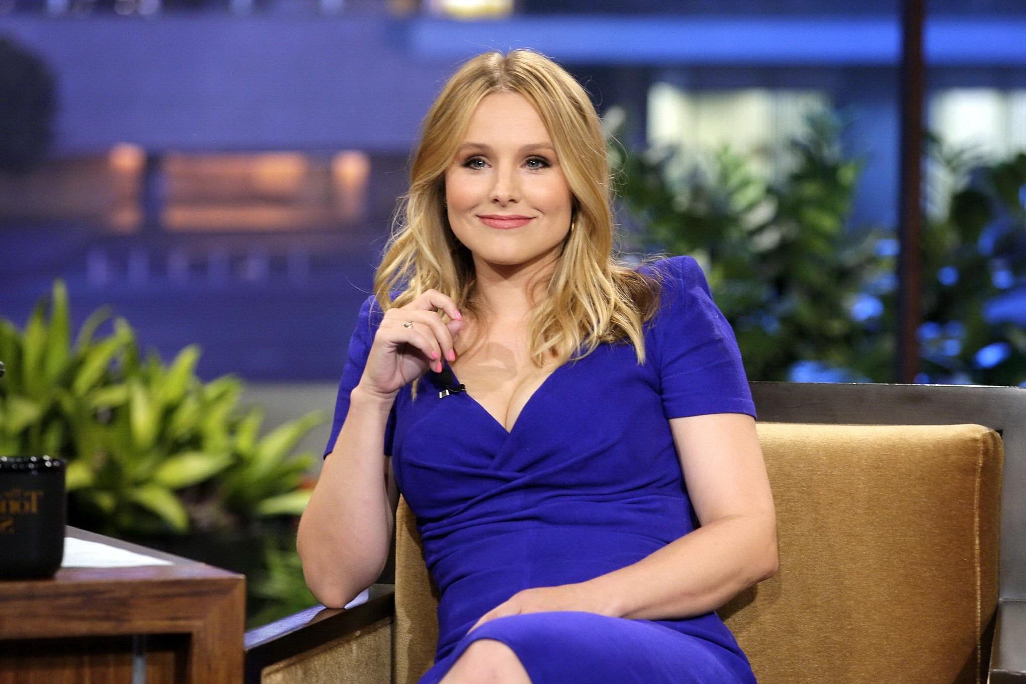 16P Kristen Bell showing cleavage on 'The Tonight Show with Jay Leno' in Burbank