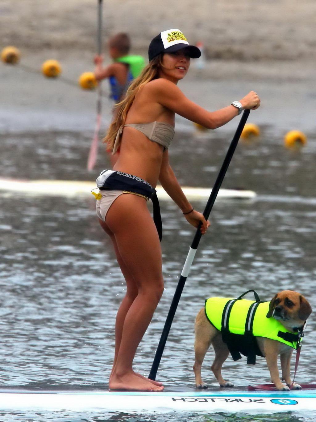 16P Leilani Dowding nip slip while doing bridge on a paddle board in Malibu