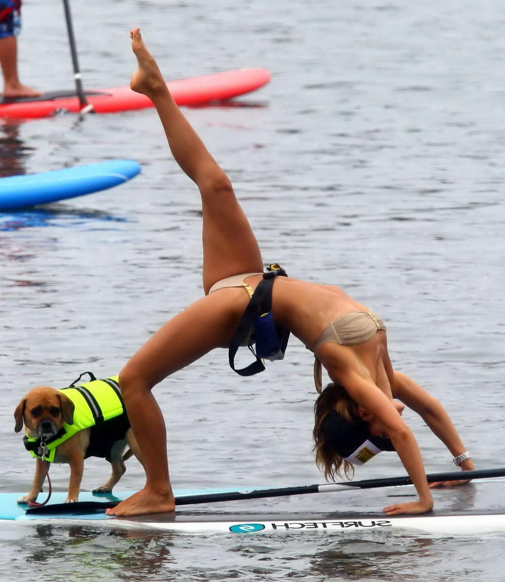 16P Leilani Dowding nip slip while doing bridge on a paddle board in Malibu