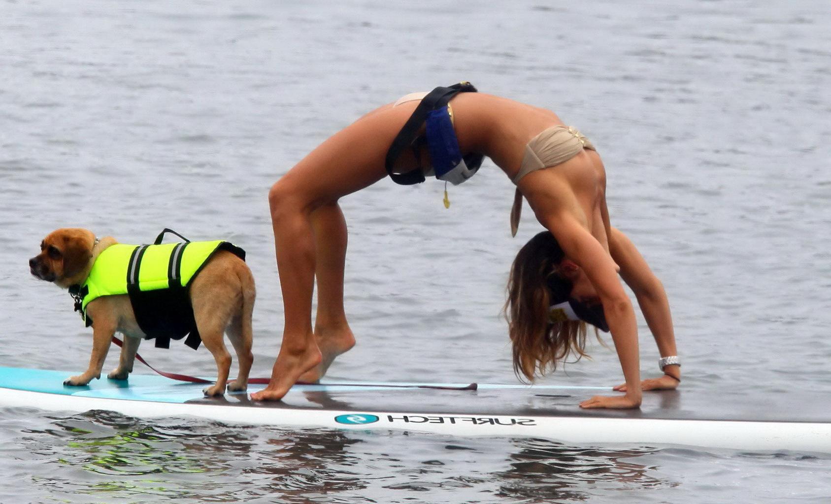 16P Leilani Dowding nip slip while doing bridge on a paddle board in Malibu