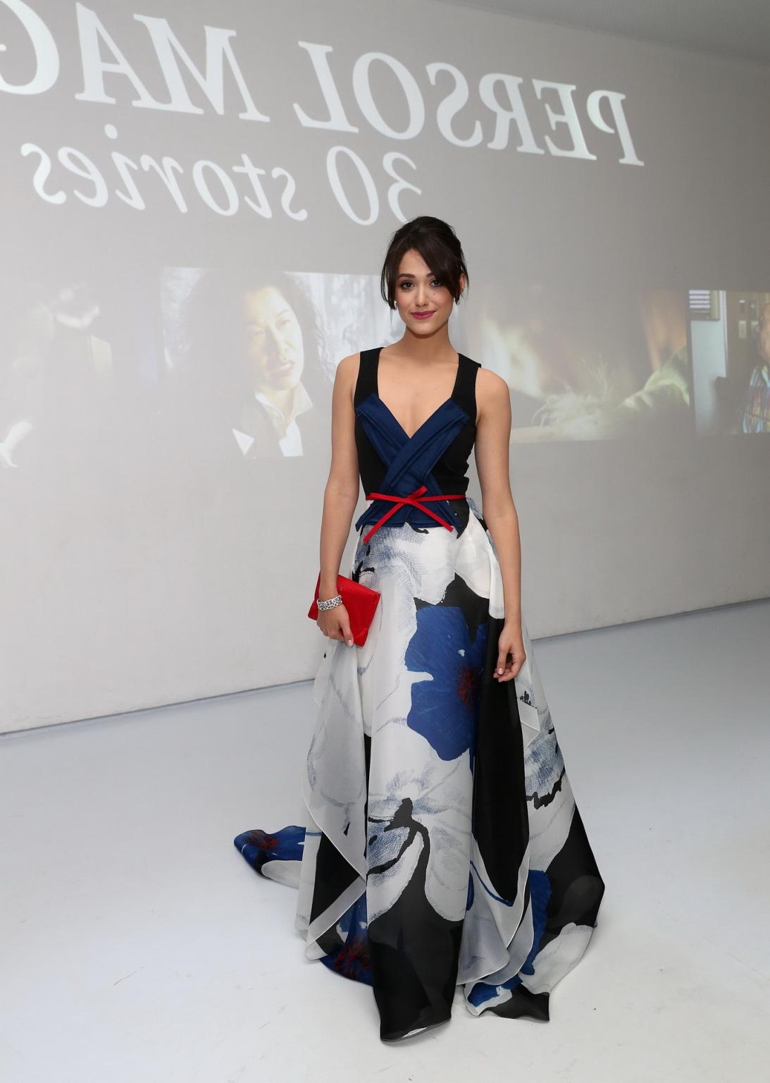 16P Emmy Rossum braless shows huge cleavage in a gorgeous floral dress at 2013 Perso