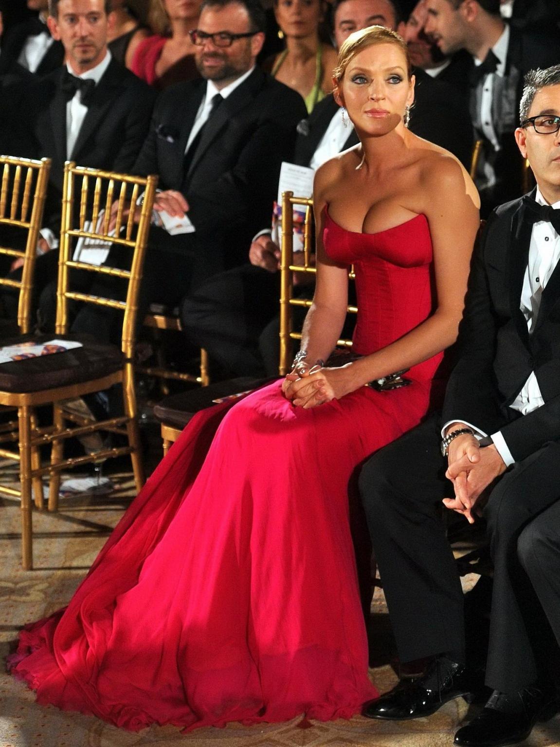 16P Uma Thurman shows huge cleavage wearing a low cut dress at the 4th Annual amfAR 