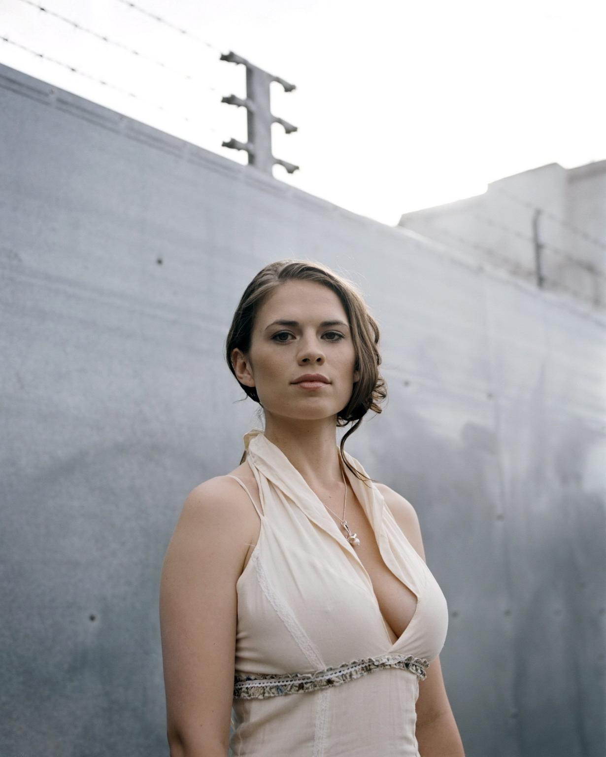 16P Hayley Atwell huge cleavage photoshoot taken in Perou back in 2007