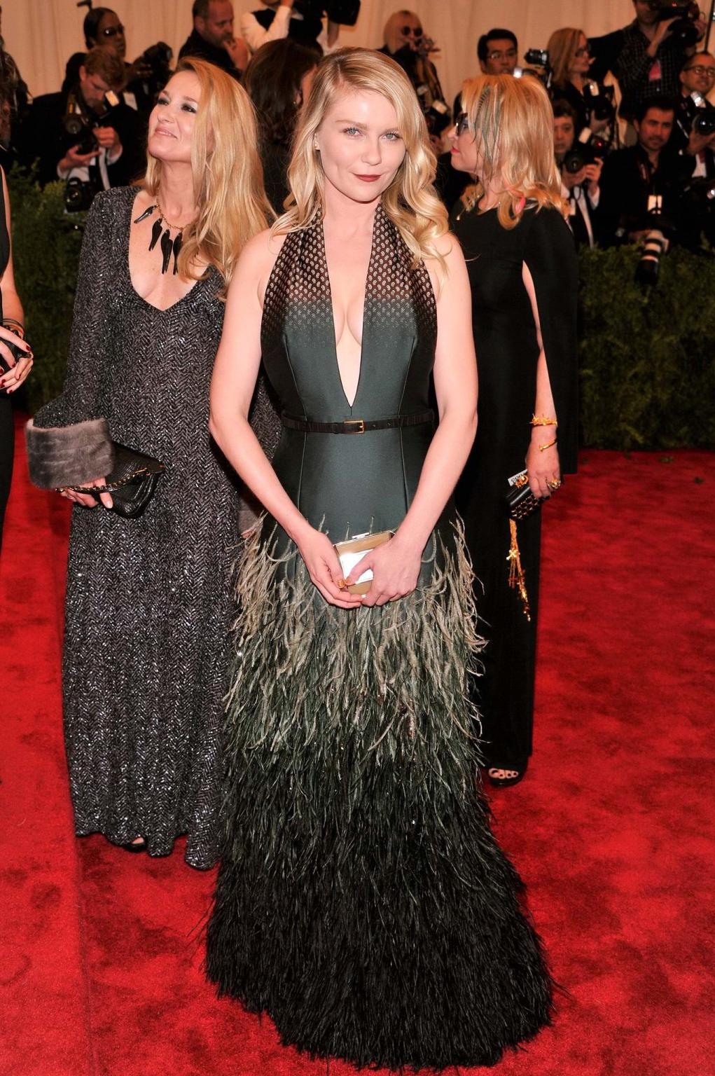 16P Braless Kirsten Dunst showing cleavage  side boob at the 2013 Met Gala in NYC