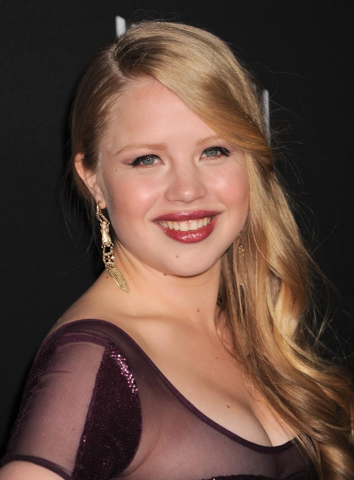 16P Sofia Vassilieva showing huge cleavage at the 'At Any Price' premiere in Hollywo