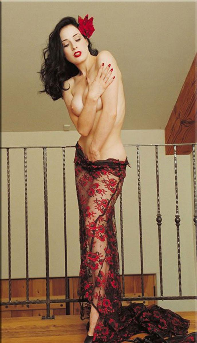 15P Dita von Teese at british fashion awards