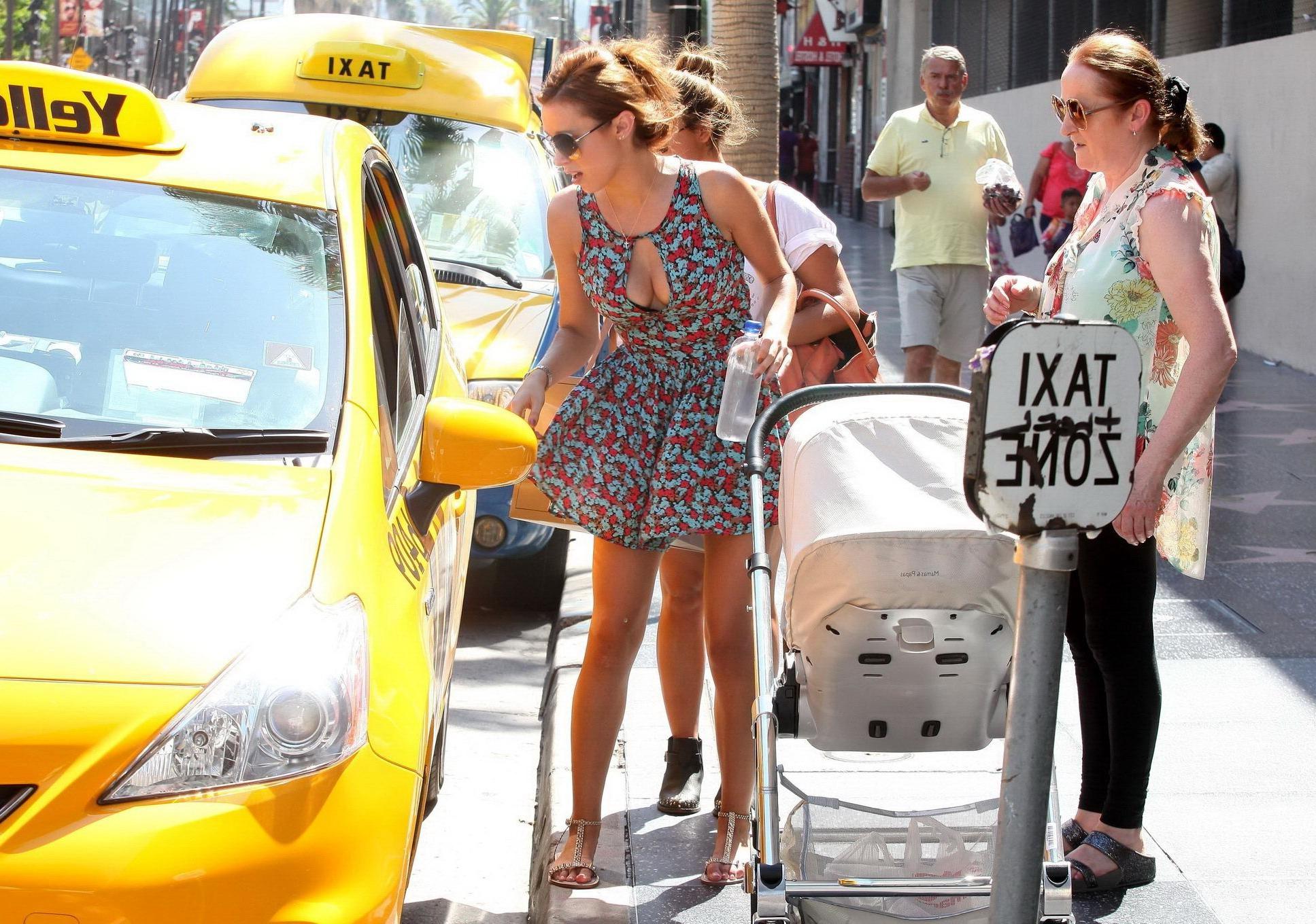 10P Una Healy shows huge cleavage while shopping in Los Angeles