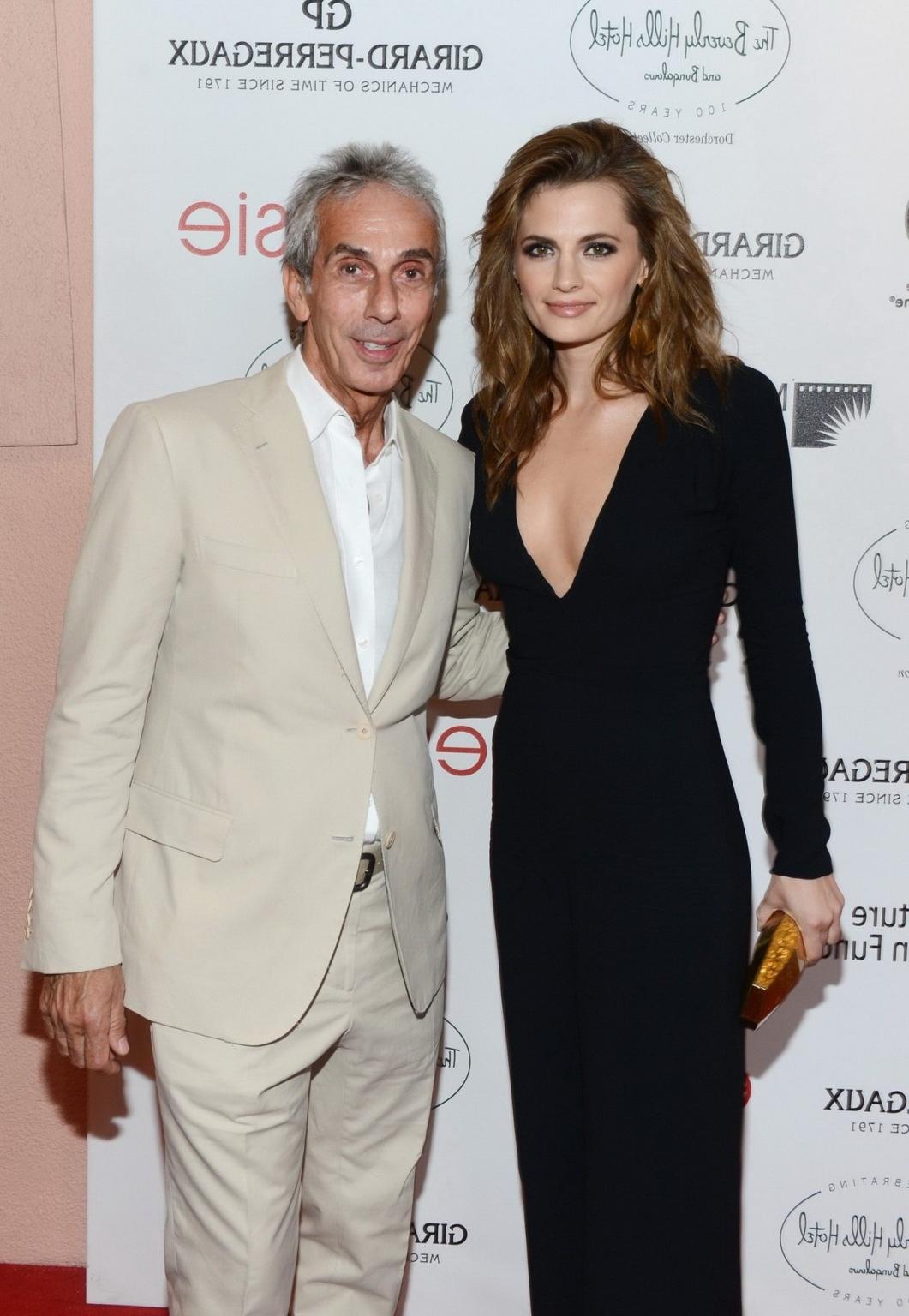 10P Stana Katic braless showing cleavage at 2012 Intimate Cocktail And Dinner at Bev