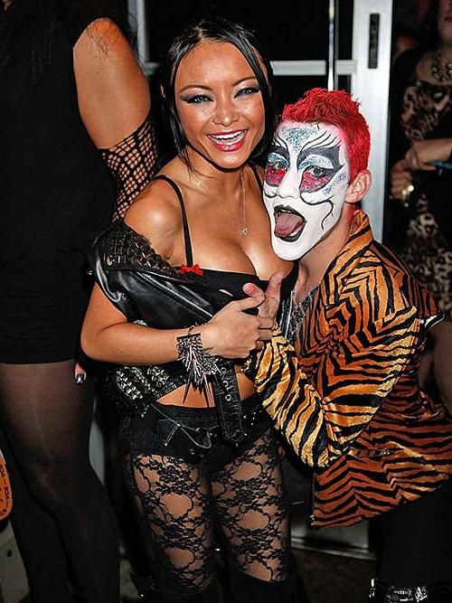 16P Tila Tequila exposing awesome body and nipple slip while rollering