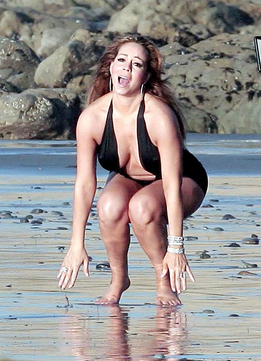 16P Mariah Carey massive big cleavage in black dress
