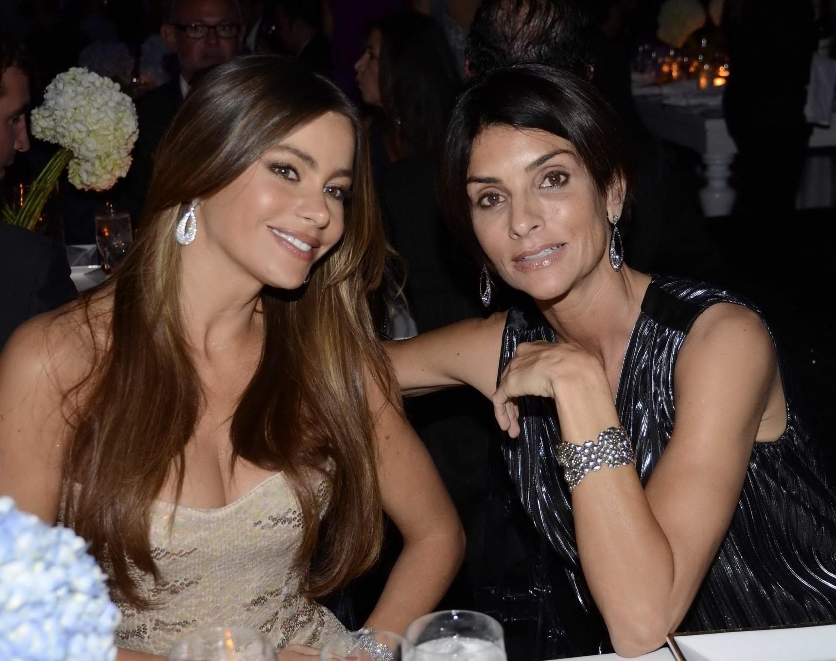 16P Sofia Vergara busty showing huge cleavage at the BeLive anniversary celebration 
