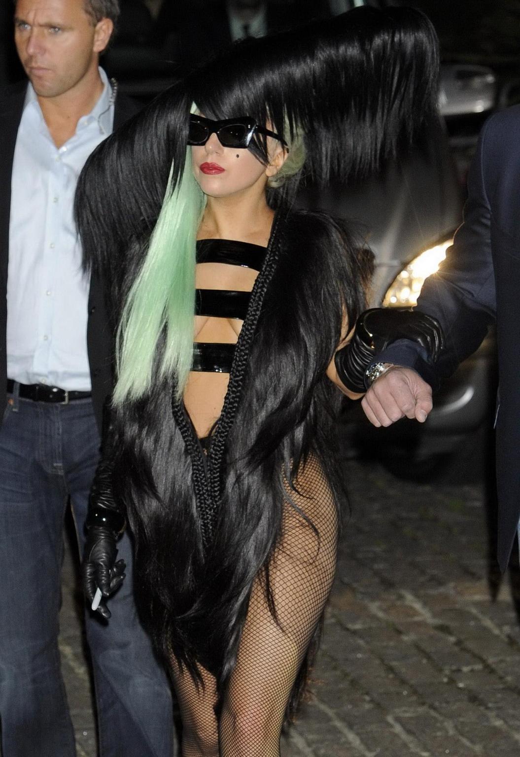 16P Lady Gaga sighting in London wearing skimpy outfit