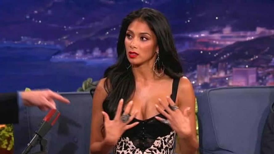 16P Nicole Scherzinger exposing her very sexy and massive cleavage
