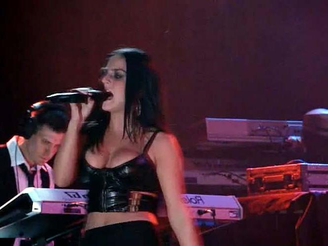 16P Joanna Jojo Levesque exposing her sexy body and nipple slip on stage