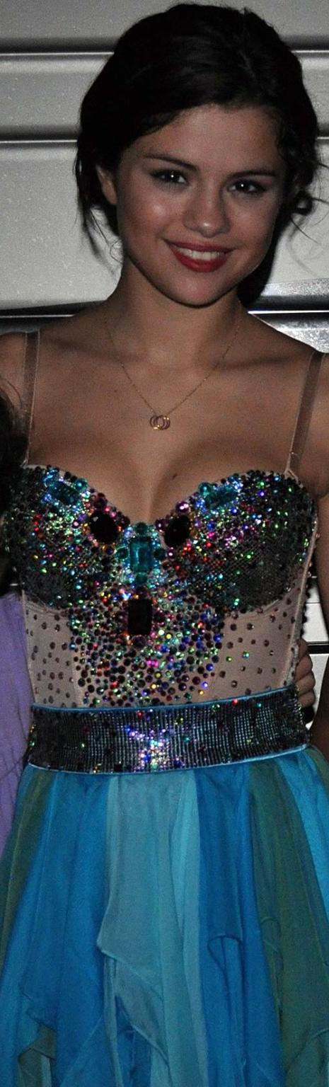 16P Selena Gomez looking very sexy and exposing her huge cleavage
