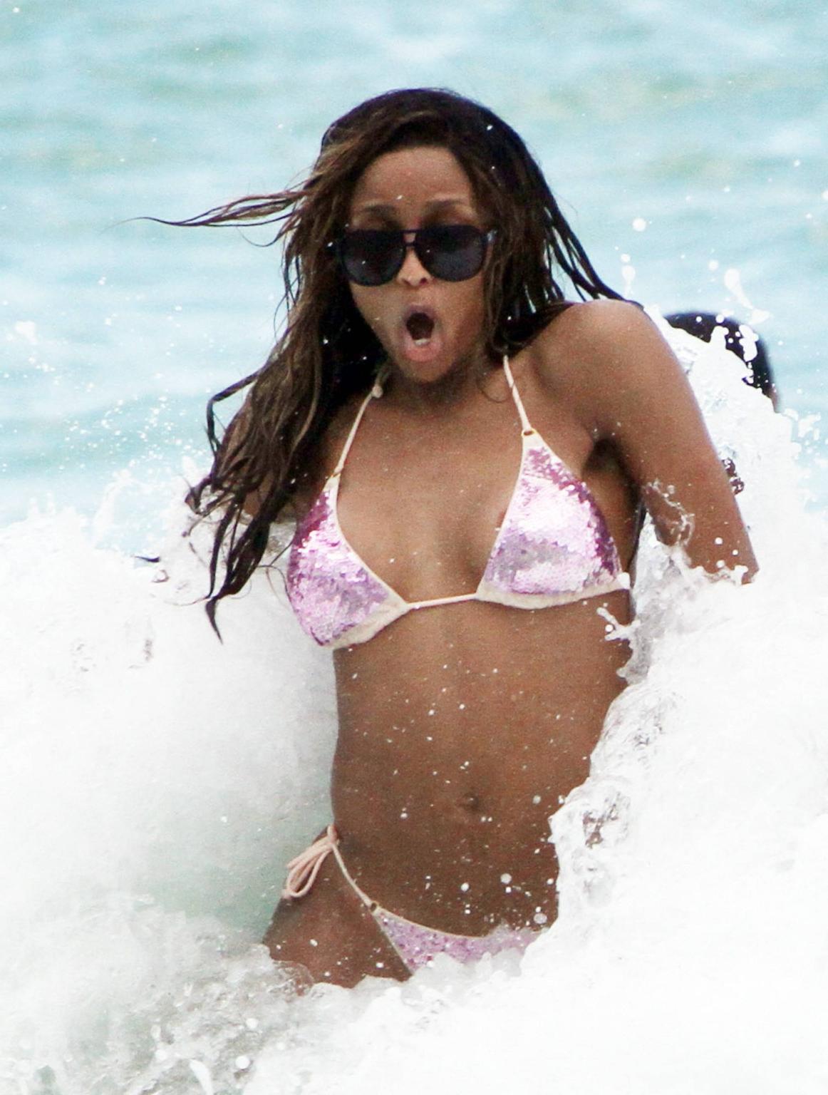 16P Ciara areola slip wearing bikini on Miami Beach