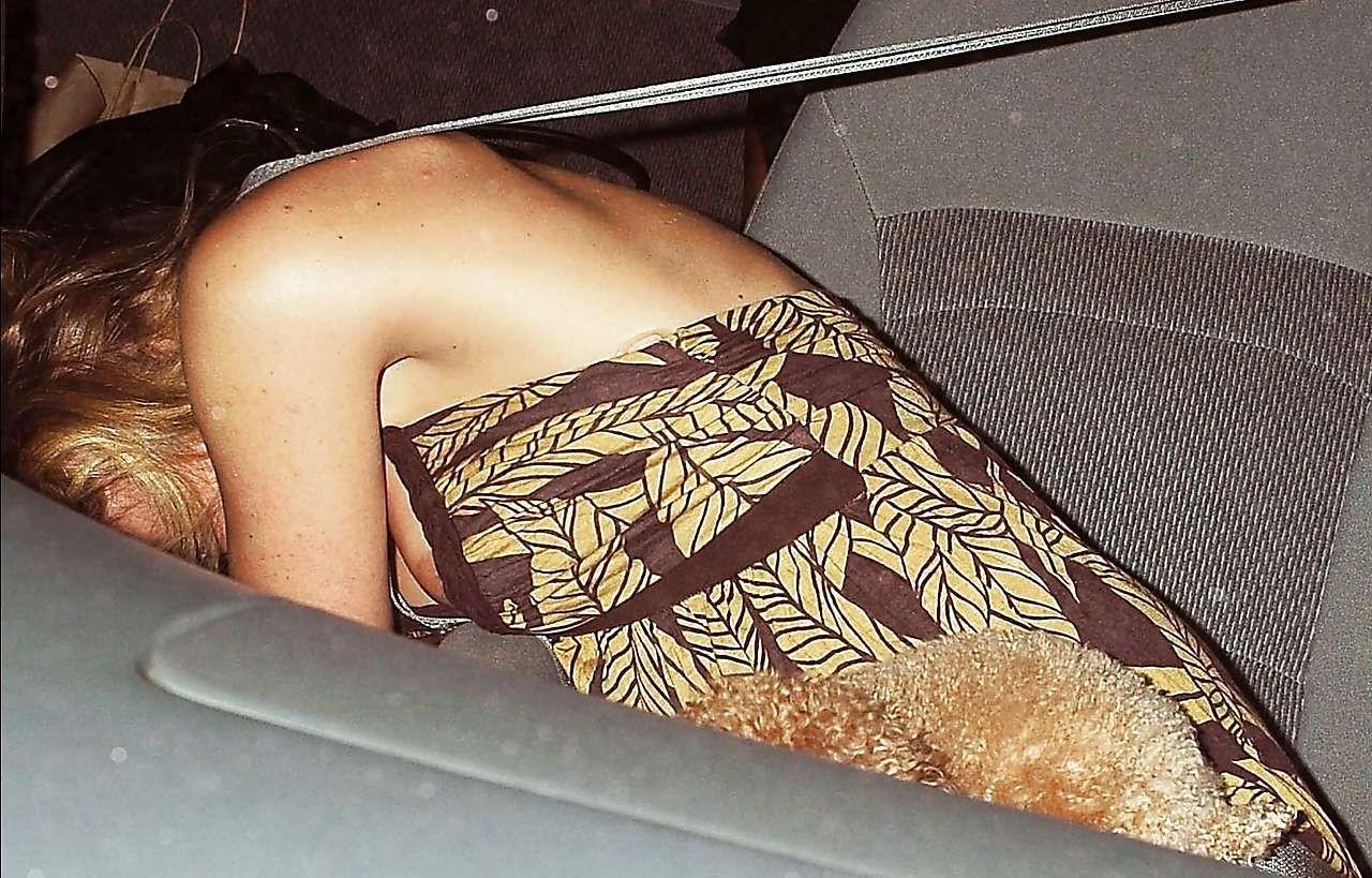 16P Blake Lively nipple slip and sexy in bikini on beach paparazzi pictures and show
