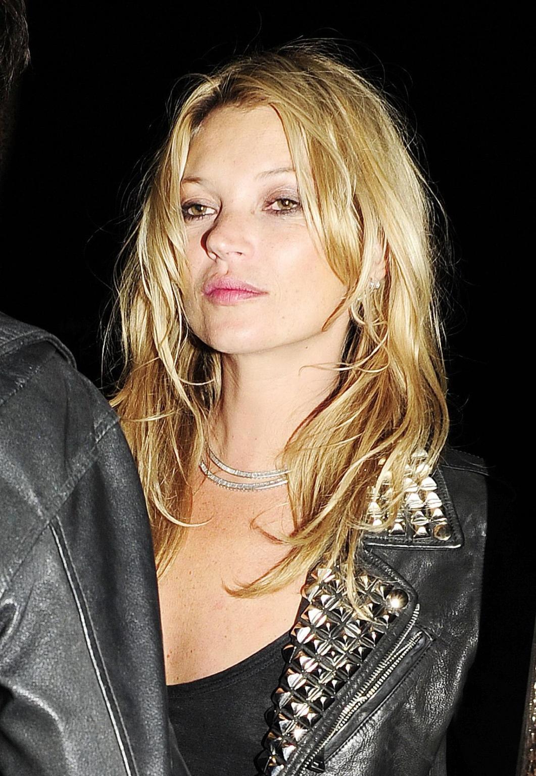 16P Kate Moss nip-slip  upskirt leaving Lady Gaga's private party in London
